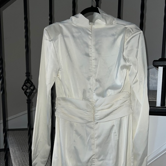 NWT Pretty Little Thing White Long Jumpsuit - Picture 4 of 7